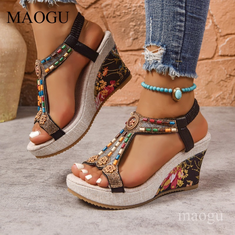 Ethnic Boho Fashion - صنادل بوهو نسائية بكعب ويدج مزينة