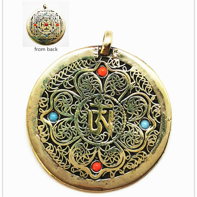 قلادات نحاسية دائرية على شكل م - مراجعة Ethnic Fashion Com وسعره