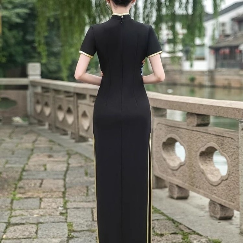 المرأة التقليدية فيتنام Aodai  - مراجعة Ao Dai Vietnam Dress وسعره